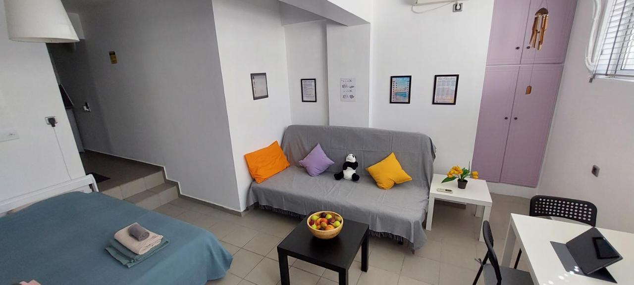 Honeybee 1 - Sunny Studio In The Center Of Rafina Exterior foto